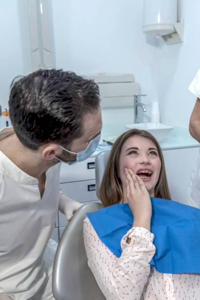 Best Weekend Emergency Dentist in Coralville, IA